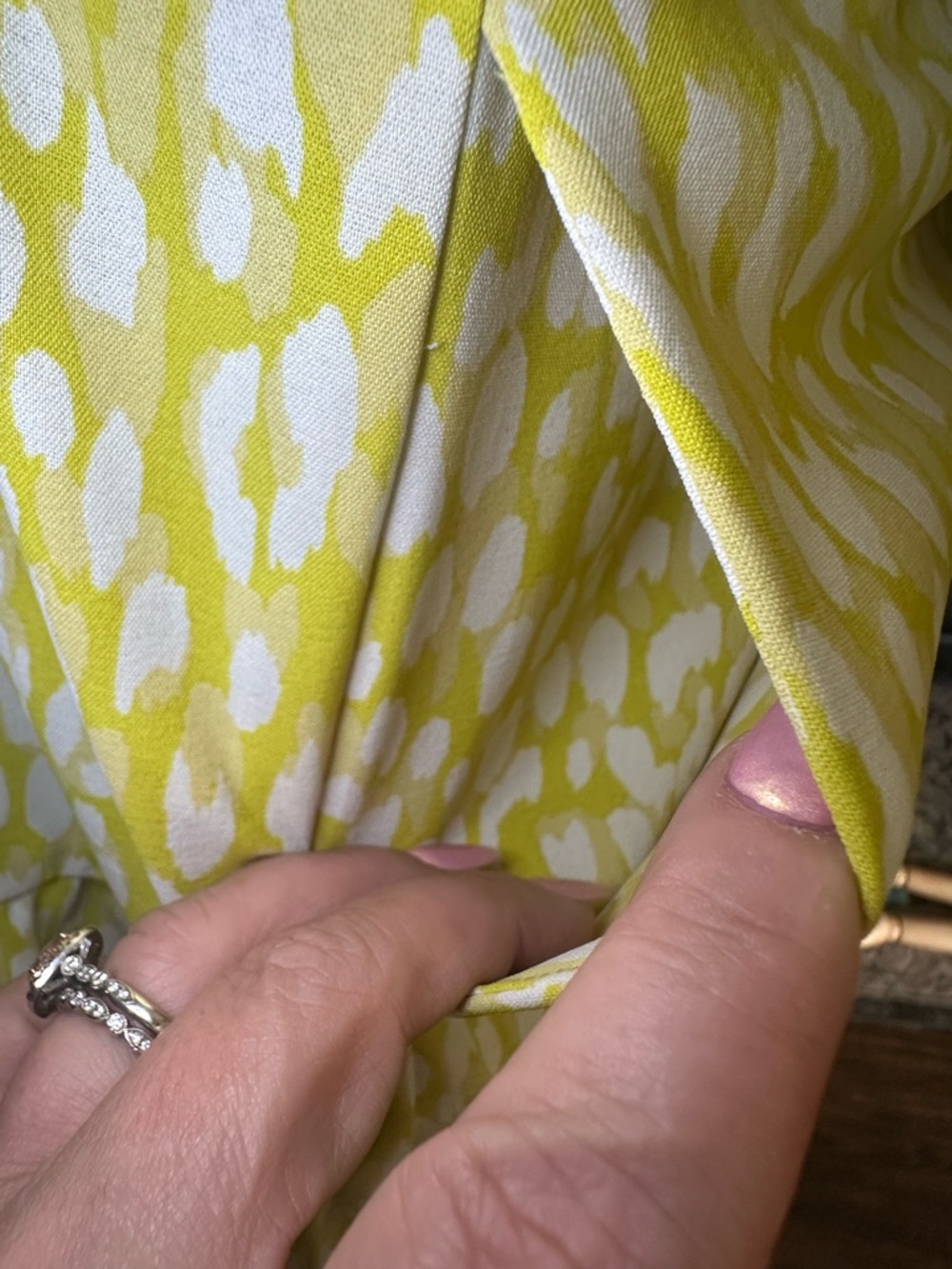 Who What Wear Citrus Leopard Pintuck Tiered Mini Dress - Picture 7 of 10